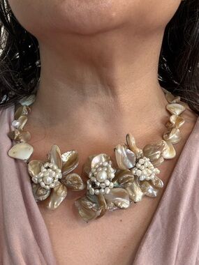 Handmade Pearl shell Necklace, Panama. beach resort vibe